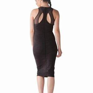 Lululemon Women's 8 Globetrotter Gray Sleeveless Scoop Neck Sleeveless Dress